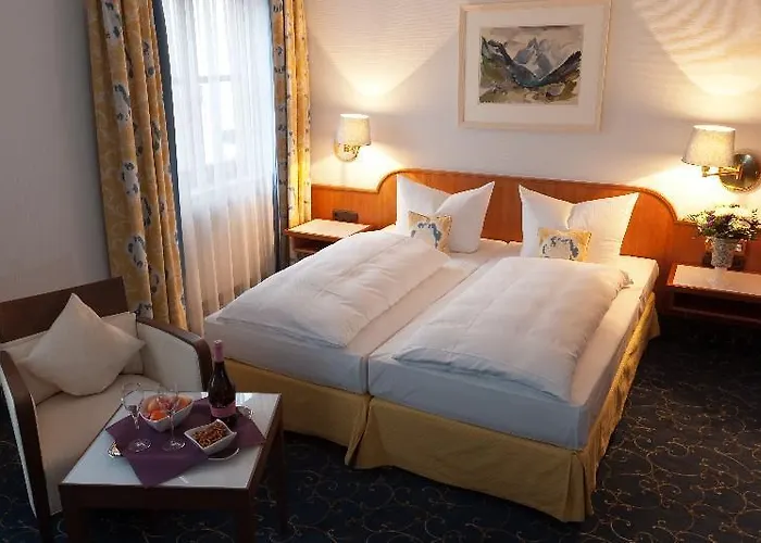 Otel Lechnerhof Ug And Co. Kg Unterföhring